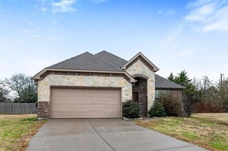 Building Photo - 610 Alderwood Ct