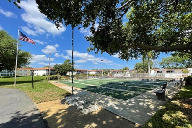 Foto del edificio - 1225 NW 21st St
