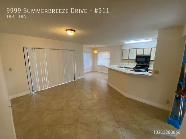 Foto del edificio - Beautiful 1/1 in Summerbreeze Condominums