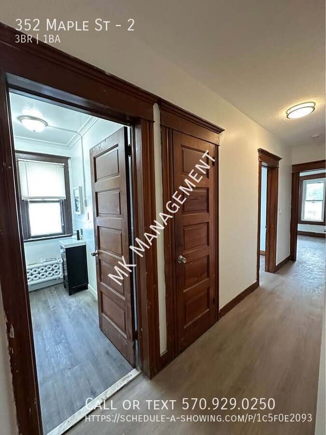 Foto del edificio - 3 bed/ 1a bath