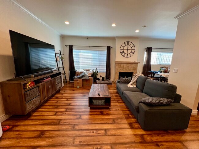 Foto del edificio - 370 S Commonwealth Ave