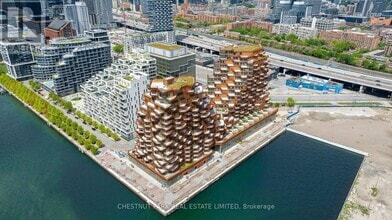 Building Photo - 155-155 Merchants' Wharf