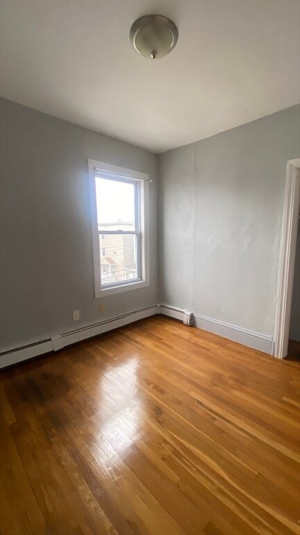 Foto del edificio - 271 Shirley St