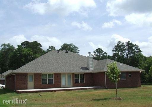 Building Photo - 176 Golden Meadows Dr