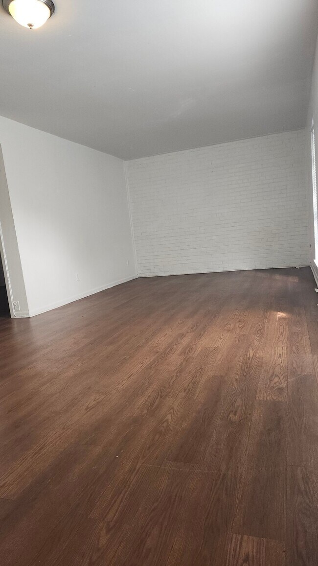 Foto del edificio - 105 Avondale St