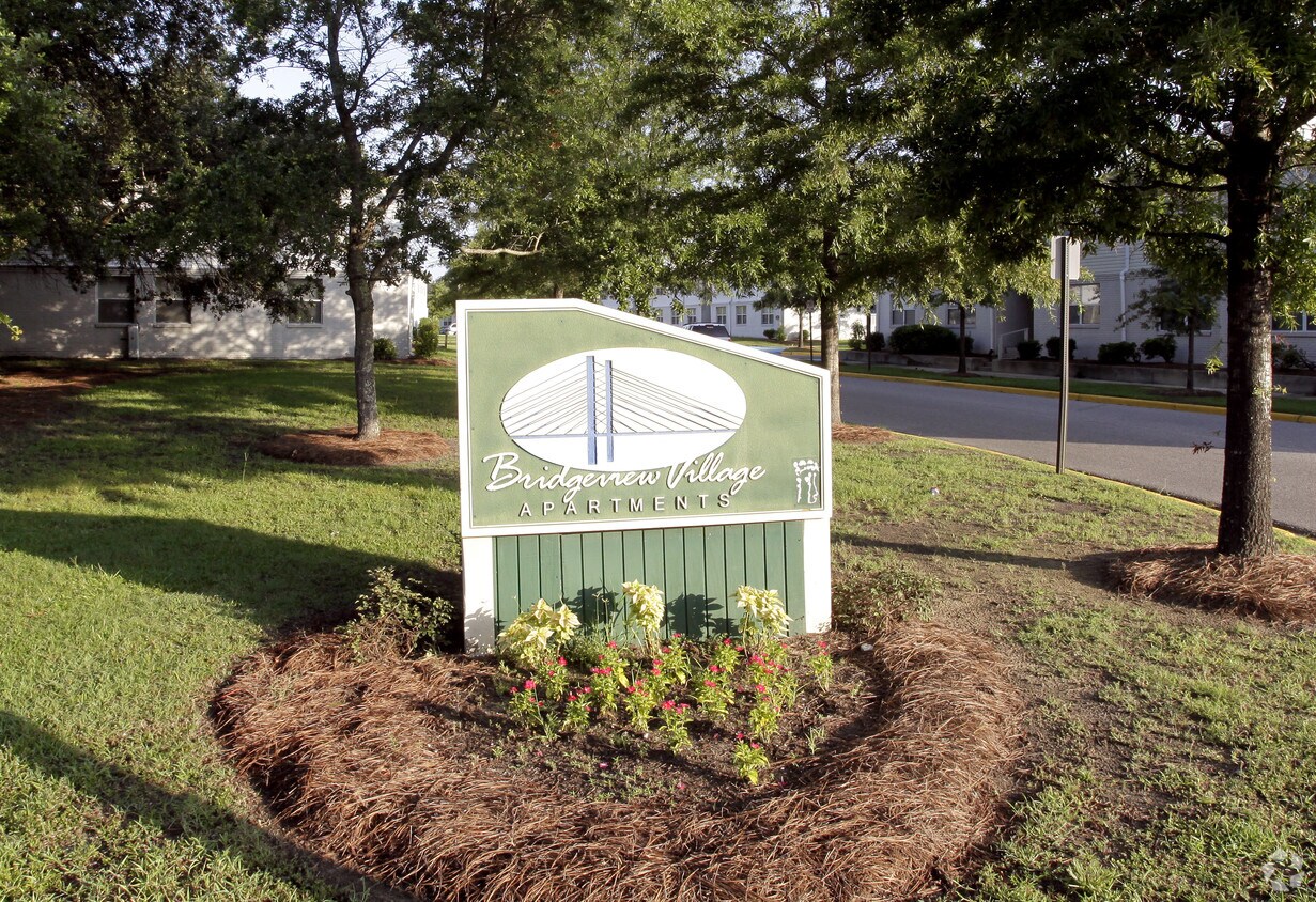 Bridgeview Village Apartments in Charleston, SC