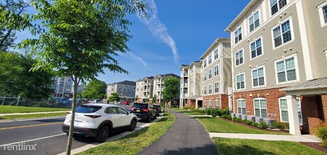 Building Photo - 2 br, 2 bath Condo - 3825 Doc Berlin Dr.