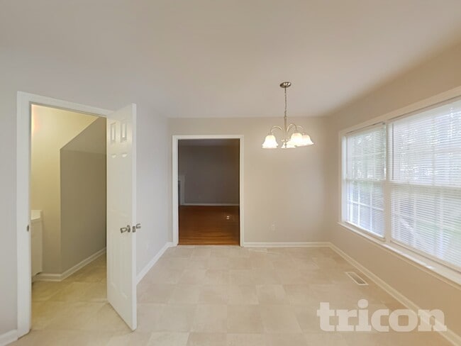 Building Photo - 120 Hocutt Dr