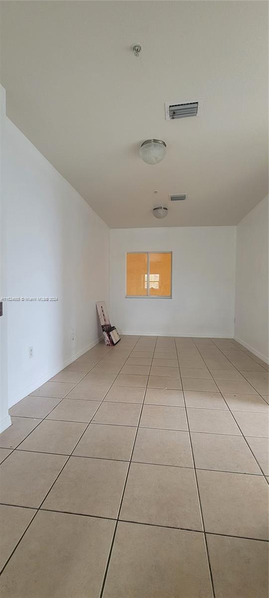 Building Photo - 33 E 20th St