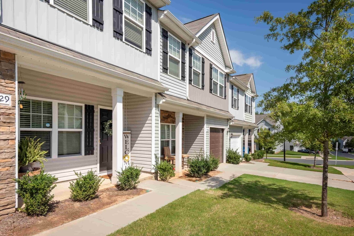 Primary Photo - The Grove Residences
