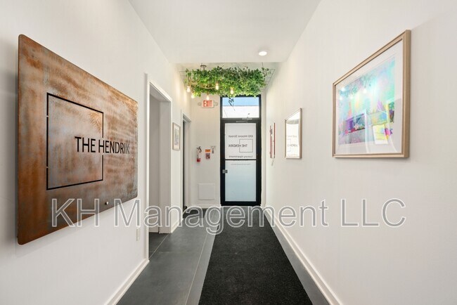 Foto del edificio - 630 Moore St