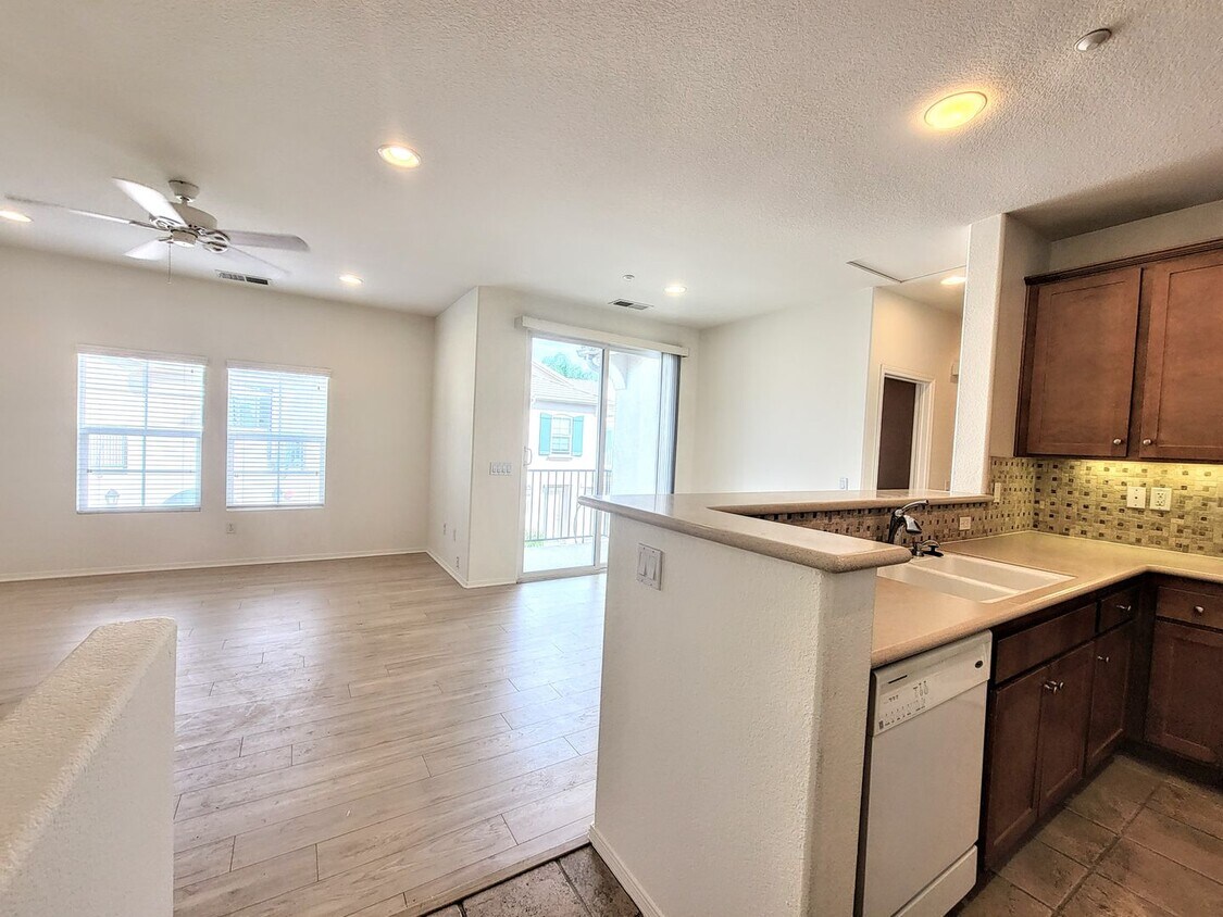 Primary Photo - Gorgeous Casa Bella Community Condo- All A...