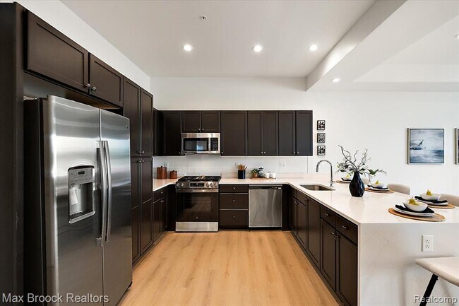 Foto del edificio - 1760 E Auburn Rd