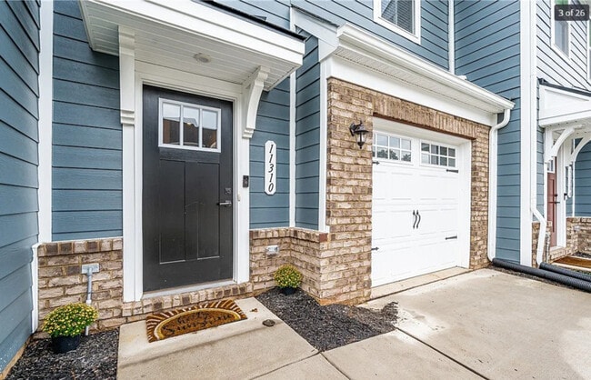 Building Photo - 11310 Winding Brook Terrace Dr