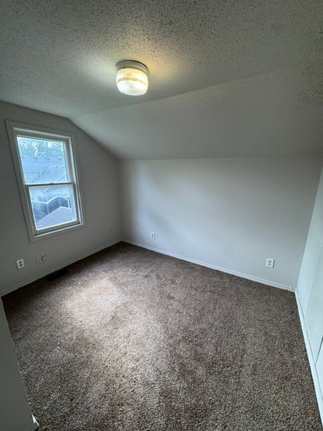 Building Photo - 1024 Colerick St