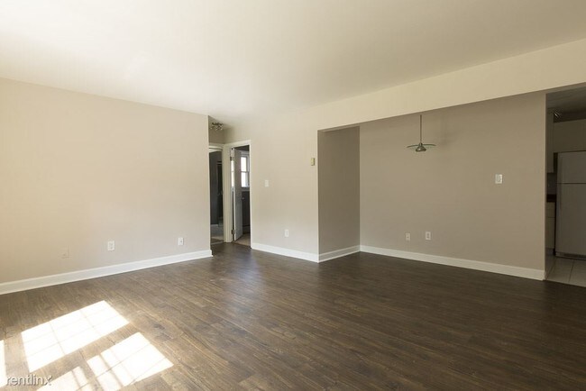 Foto del edificio - 1 br, 1 bath House - 3212 Shenandoah Dr