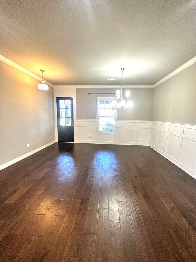 Building Photo - 4 Bedroom/ 3 Bathroom Home for Rent in Ben...