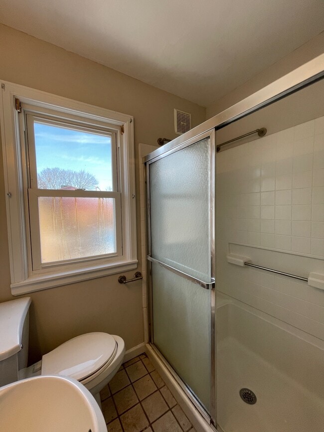 Building Photo - 1414 Franklin St