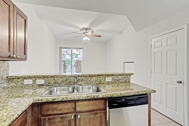 Foto del edificio - 6515 Diamond Springs Terrace