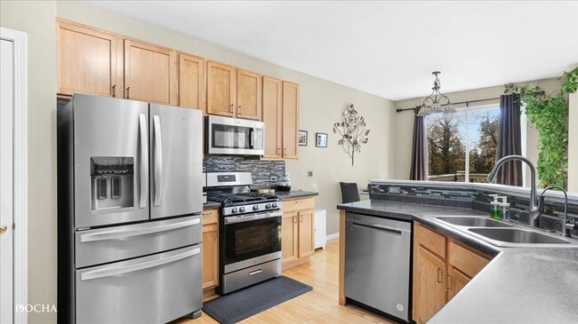 Foto del edificio - 480 Vaughn Cir