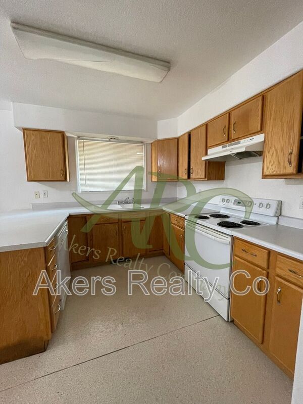 Foto del edificio - 2722 Poplar St