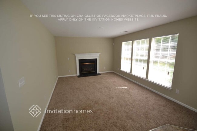 Foto del edificio - 1228 Brook Farm Ln