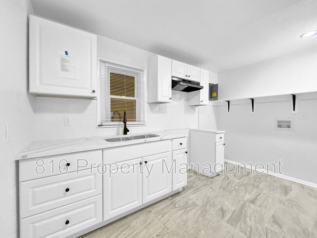 Foto del edificio - 6607 E 110 Terrace