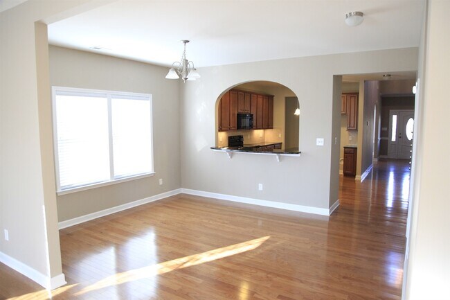 Foto del edificio - Perfect 4bd/2.5bth home in desirable Millb...