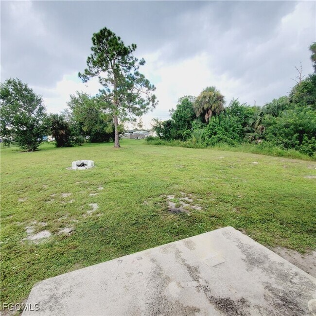 Foto del edificio - 732 Gerald Ave