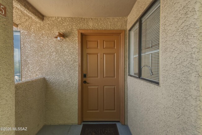 Foto del edificio - 7255 E Snyder Rd