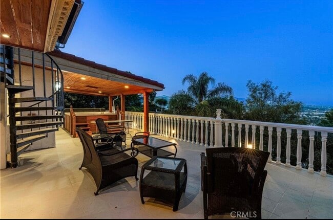 Building Photo - 3916 Carnavon Way