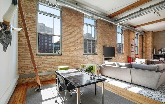 Foto del edificio - 801 N Washington Ave