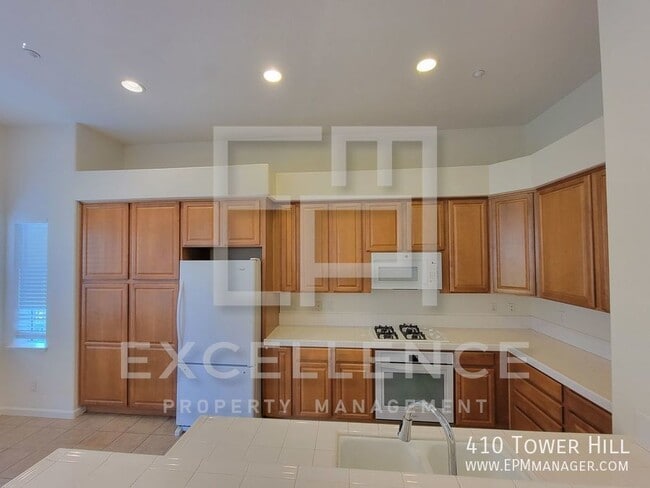 Foto del edificio - 410 Tower Hill Ave