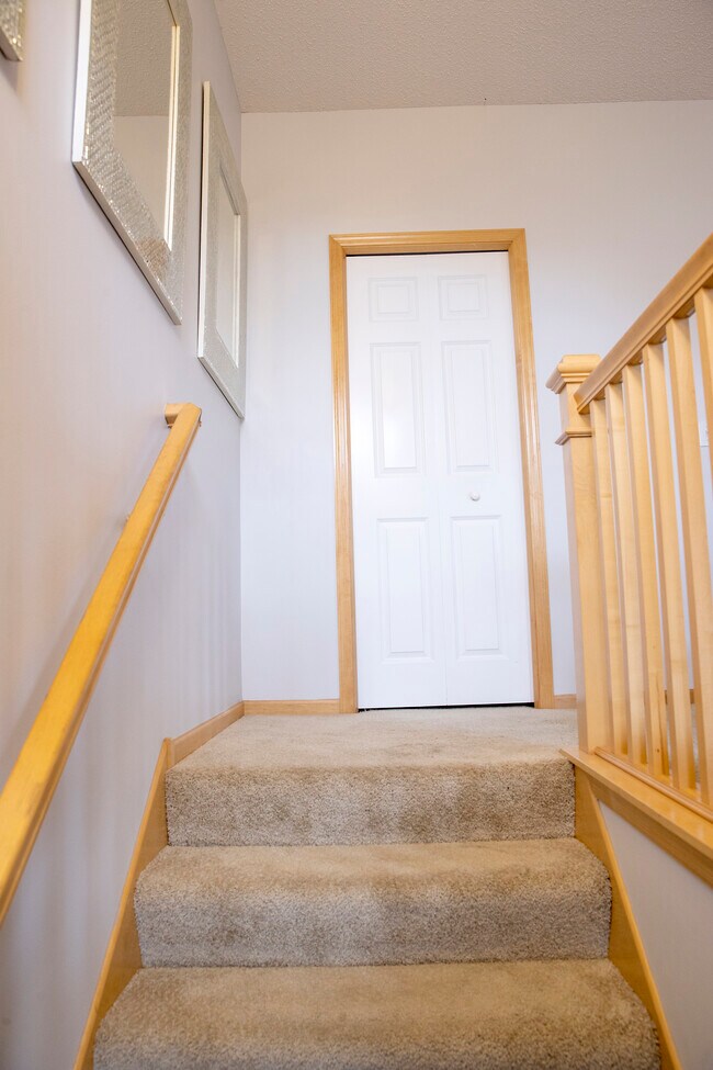 Building Photo - 15554 Eagle Ridge Rd