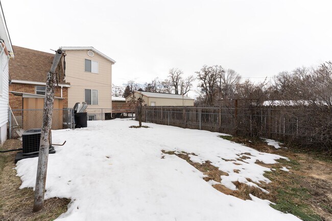 Foto del edificio - 15 S 400 W