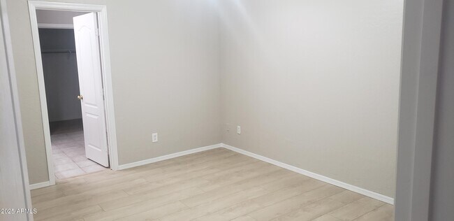 Foto del edificio - 1225 N 36th St