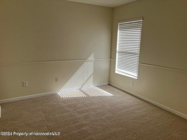 Building Photo - 855 Sea Holly Dr