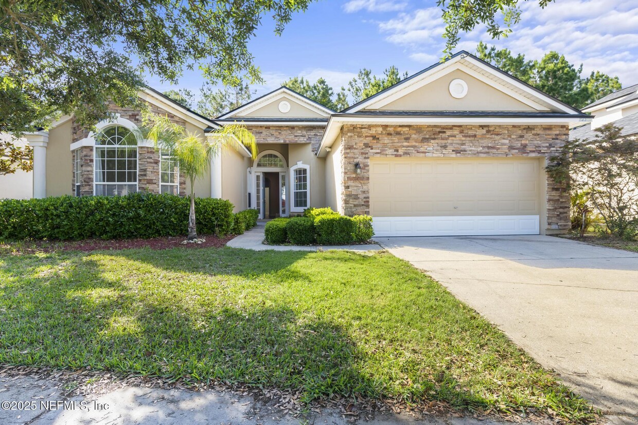 Foto principal - 14390 Millhopper Rd