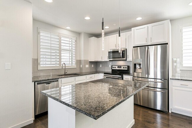 Foto del edificio - 10069 Town Ridge Ln