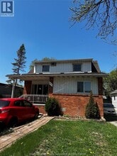 Building Photo - 542 Charles St