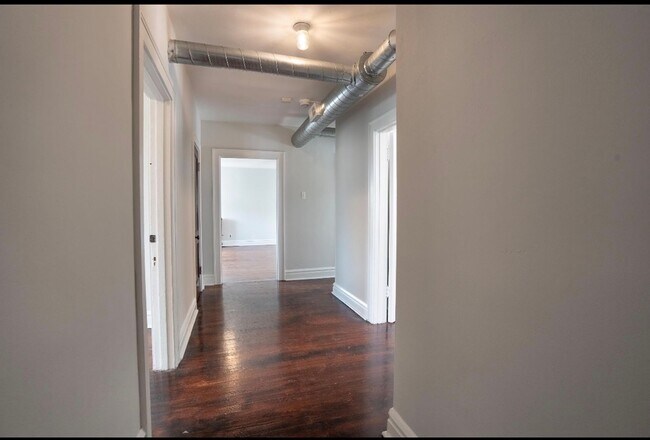 Foto del edificio - 4419 S Kingshighway Blvd
