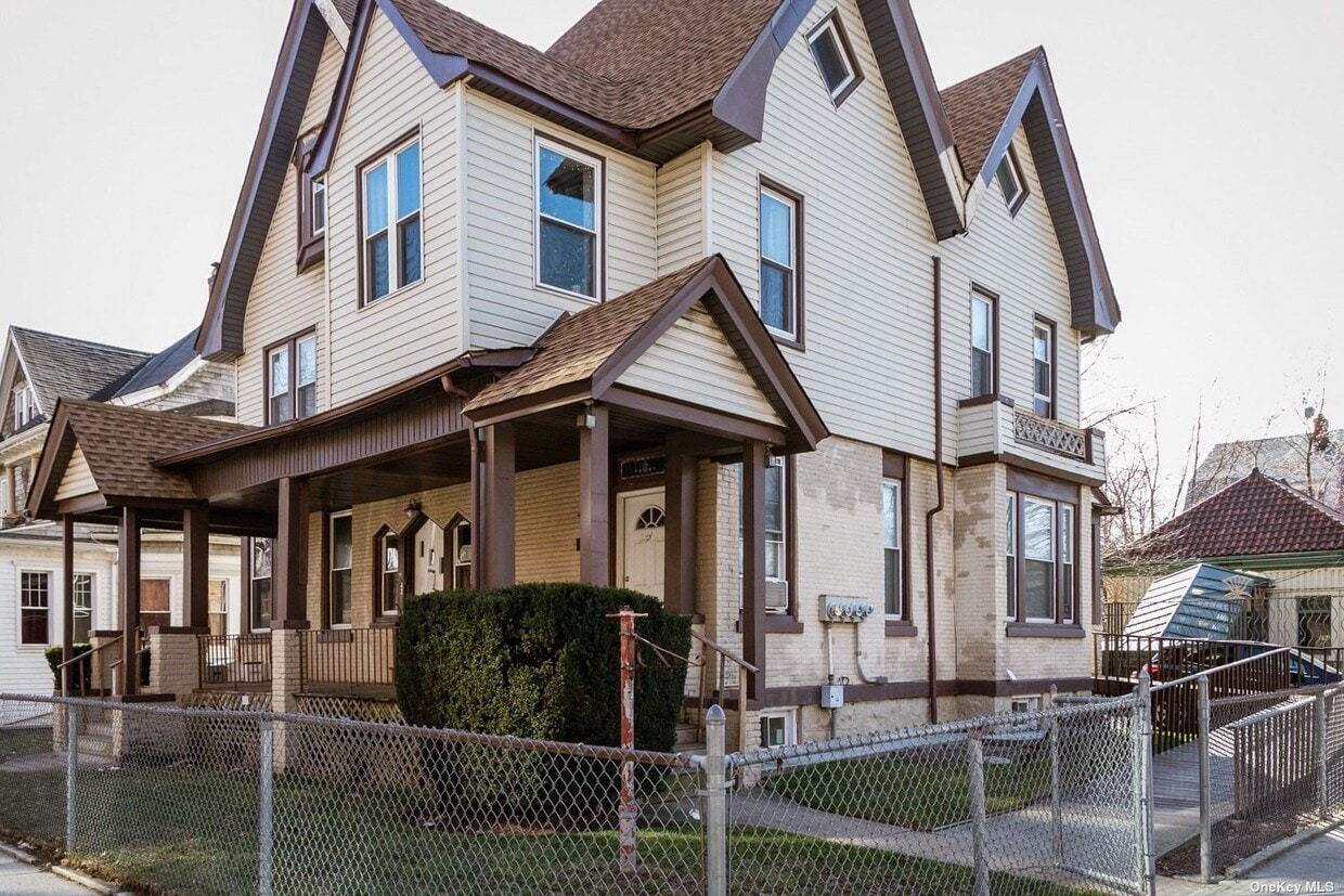 1516 Beverley Rd, Brooklyn, NY 11226 House Rental in Brooklyn, NY