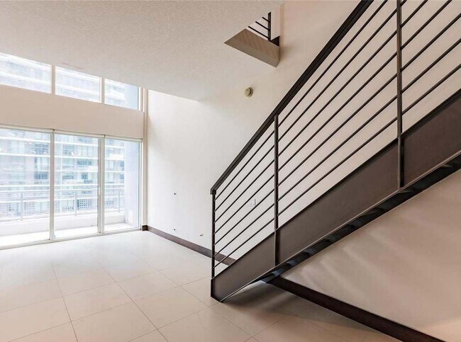 Foto del edificio - 60 SW 13th St