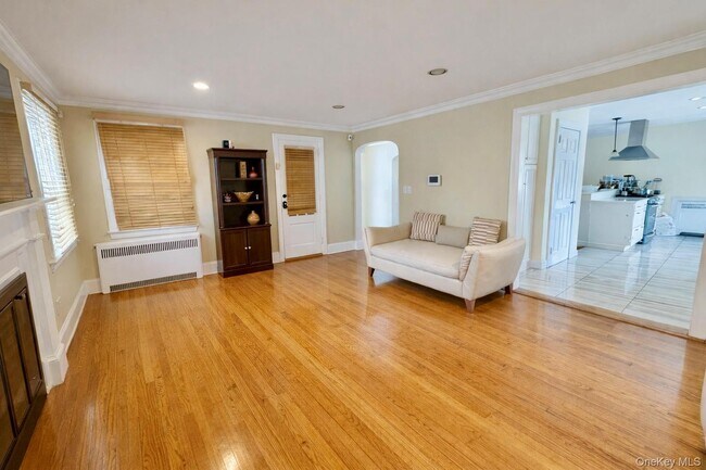 Foto del edificio - 2345 Lancaster Ave