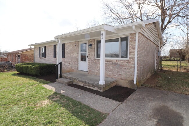 Foto del edificio - 521 Foxwood Dr