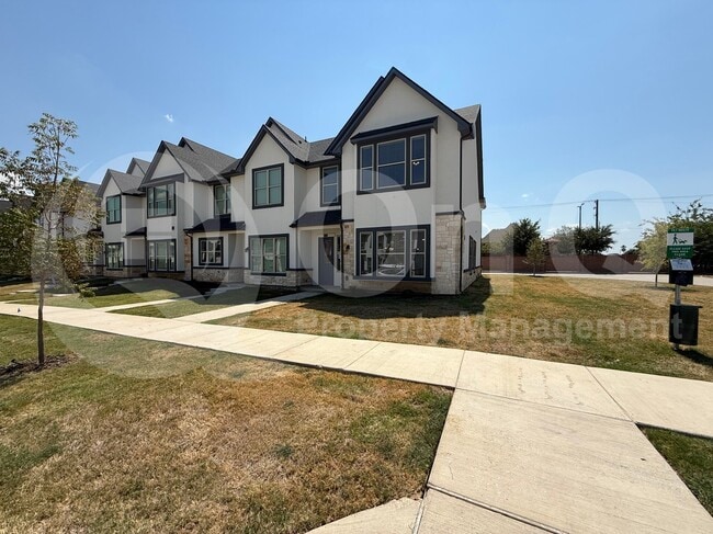 Building Photo - 373 Buck Ridge Dr