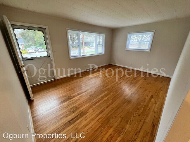 Foto del edificio - 3 br, 1 bath House - 1104 OAK GROVE ROAD