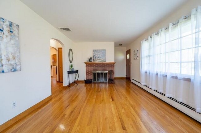 Foto del edificio - 189 Wheeler Ave