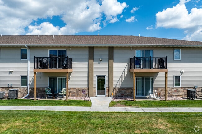 Building Photo - Cedar Ridge