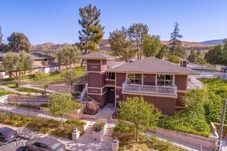 Building Photo - 28652 Conejo View Dr